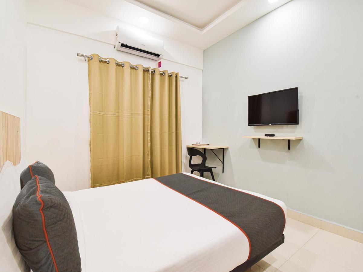 Oyo Townhouse 498 Hotel Western Nagpur Eksteriør billede