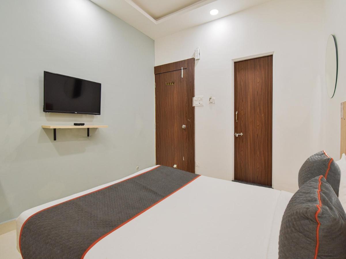 Oyo Townhouse 498 Hotel Western Nagpur Eksteriør billede