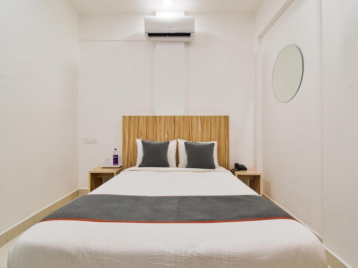 Oyo Townhouse 498 Hotel Western Nagpur Eksteriør billede