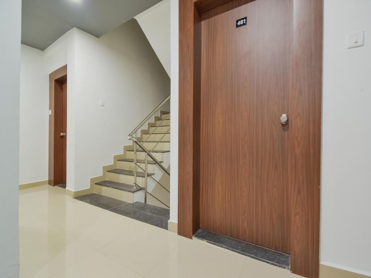 Oyo Townhouse 498 Hotel Western Nagpur Eksteriør billede