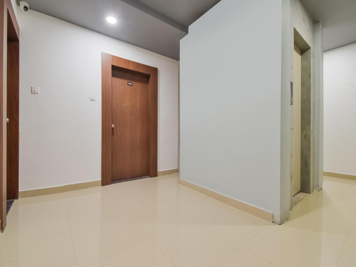 Oyo Townhouse 498 Hotel Western Nagpur Eksteriør billede