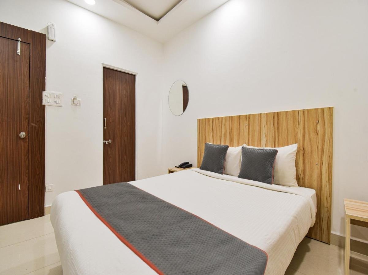 Oyo Townhouse 498 Hotel Western Nagpur Eksteriør billede