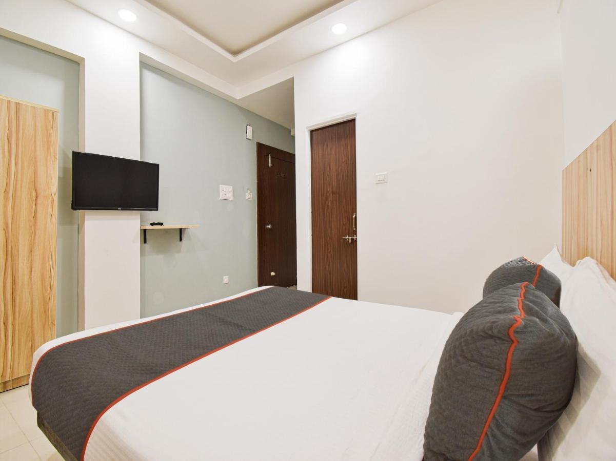 Oyo Townhouse 498 Hotel Western Nagpur Eksteriør billede